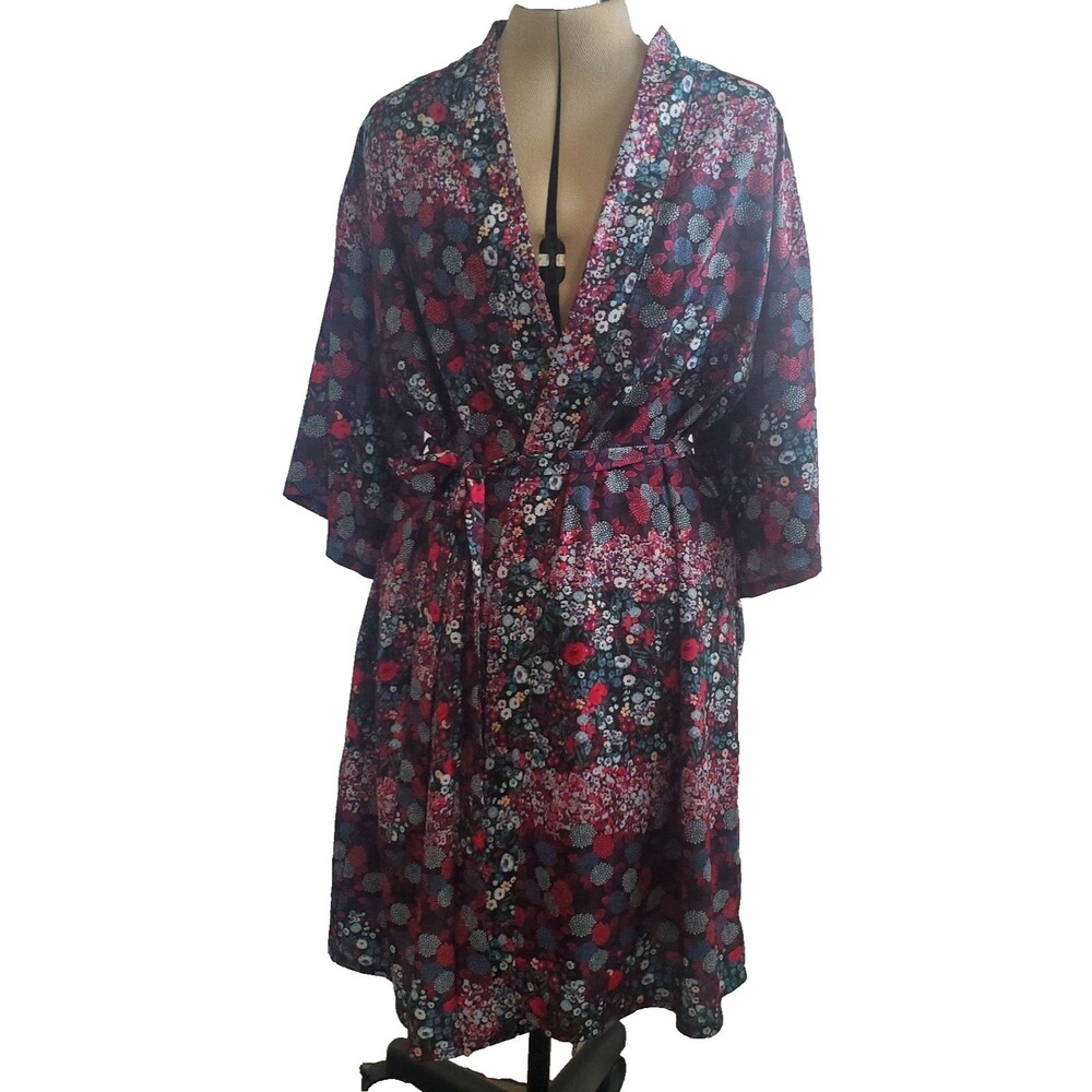 A Pea in the Pod Maternity Nursing Robe Size Medium Floral Wrap Belted Pockets